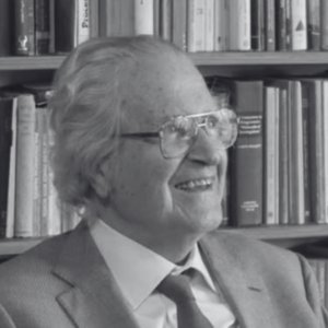 Dr. Roberto Torretti